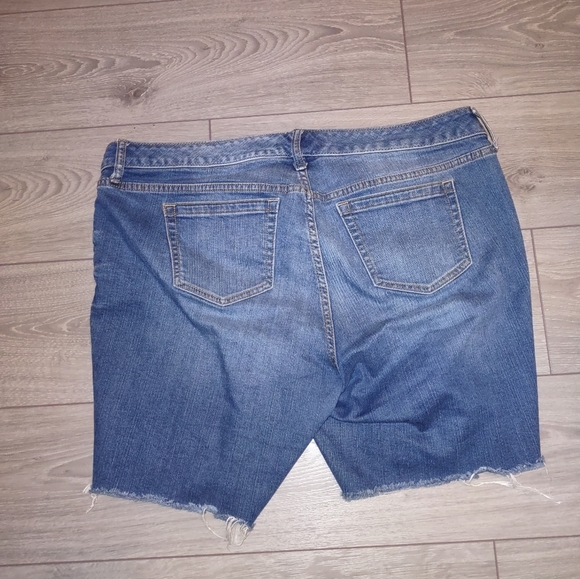 TORRID boyfriend vintage Bermuda stretch jeans shorts - Picture 5 of 5